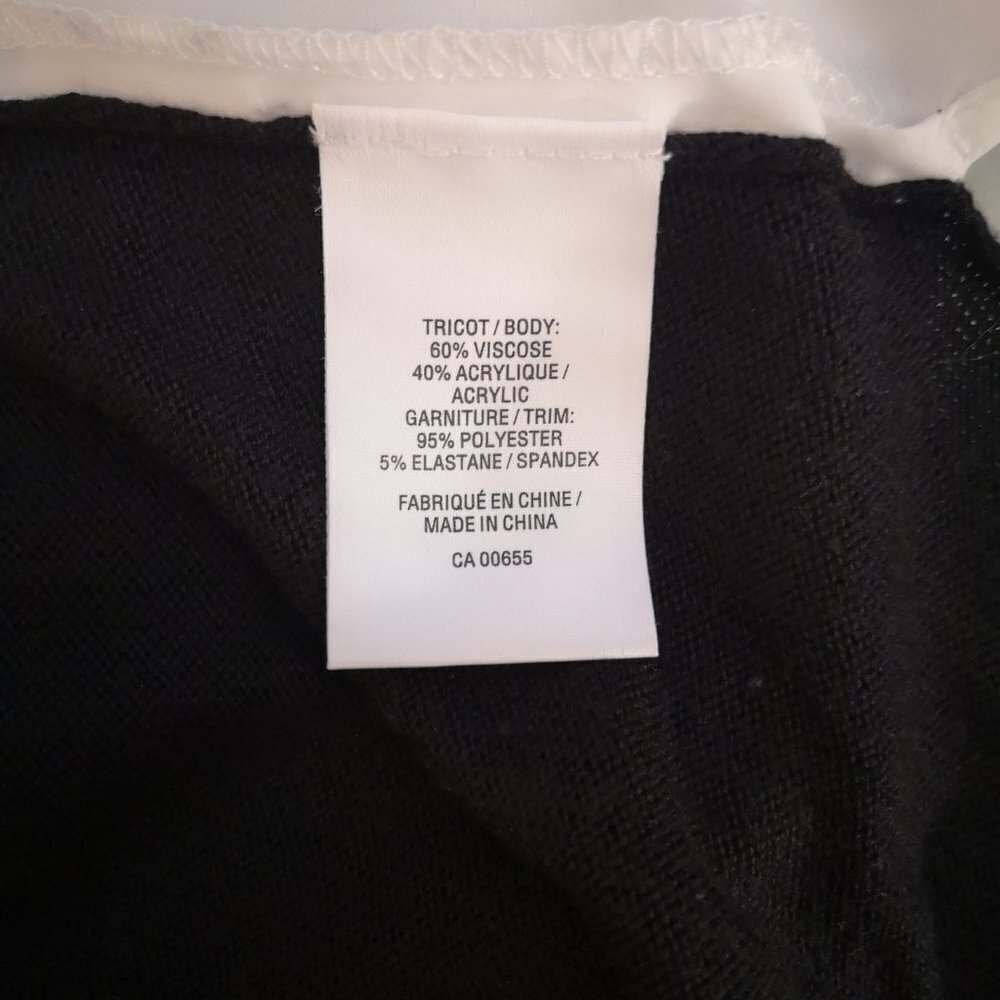 Reitmans Ladies Black & White Lightweight Fooler Sweater - Picture 4 of 8